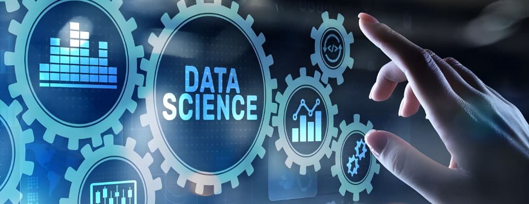 Advanced Data Science and AI program – dashboards, charts and machine learning